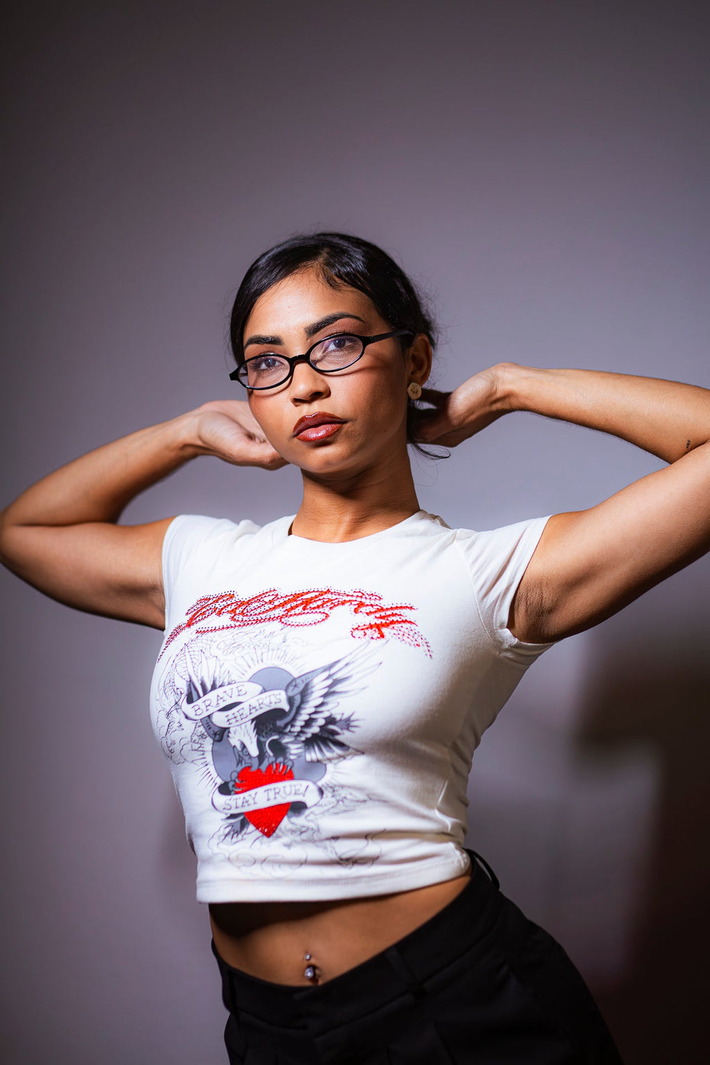 Baby Tee Off White "Brave Hearts"